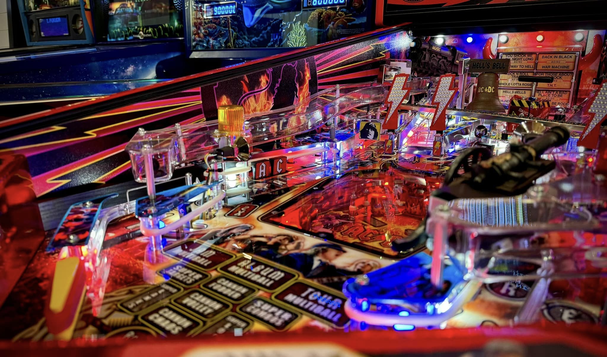 AC/DC (Luci Vault Premium Edition) – Pinball Intercom